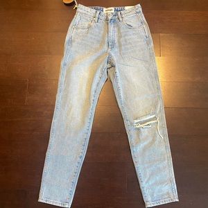 Wrangler Drew Cropped Jeans in Lucille Blue size 2